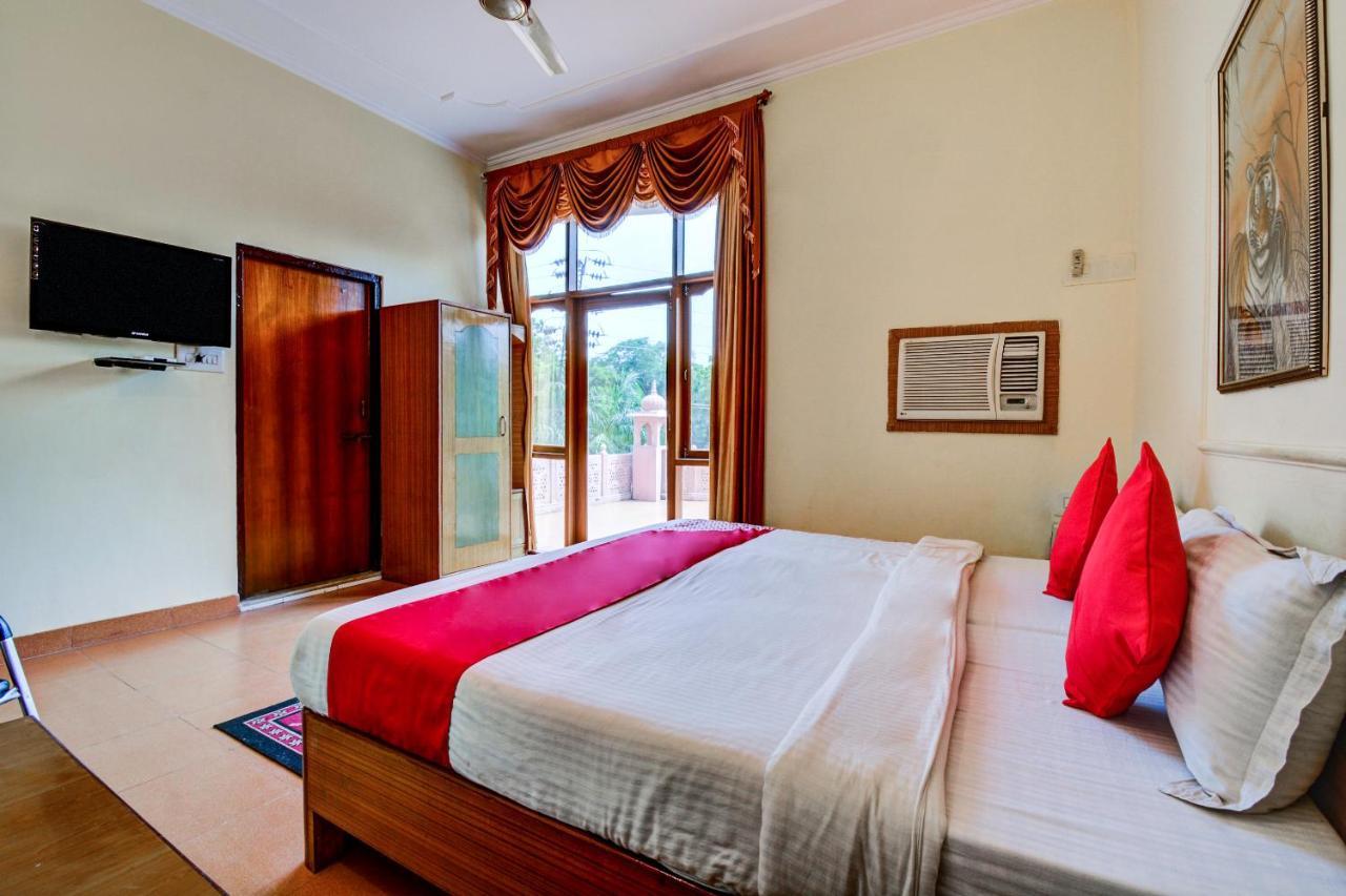 Ranthambhore Vilas Hotel Sawai Madhopur Exterior foto